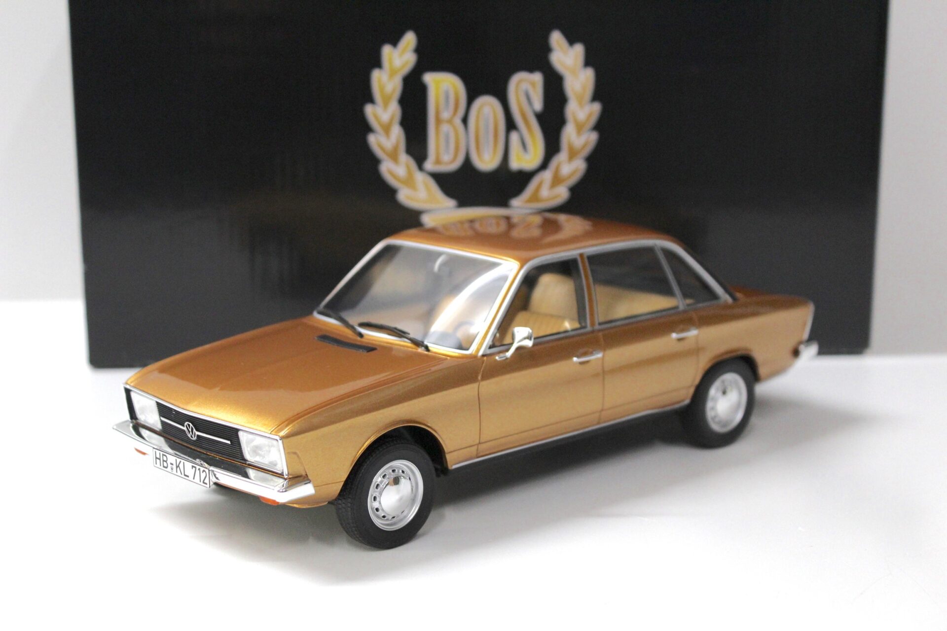 ID 53899 orig.jpg 1:18 BOS VW K70 gold metallic 1970