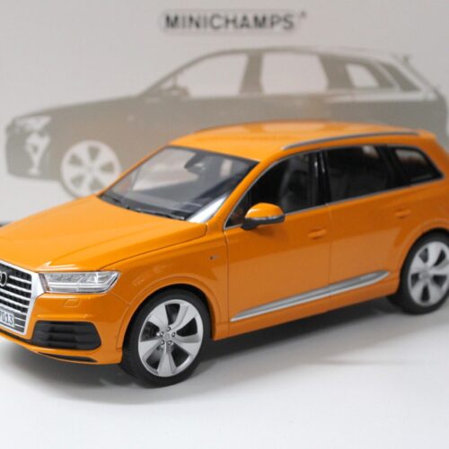 1:18 Minichamps Audi Q7 - 2015 orange - FULL OPENING