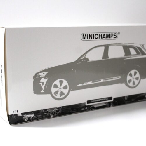 1:18 Minichamps Audi Q7 - 2015 orange - FULL OPENING