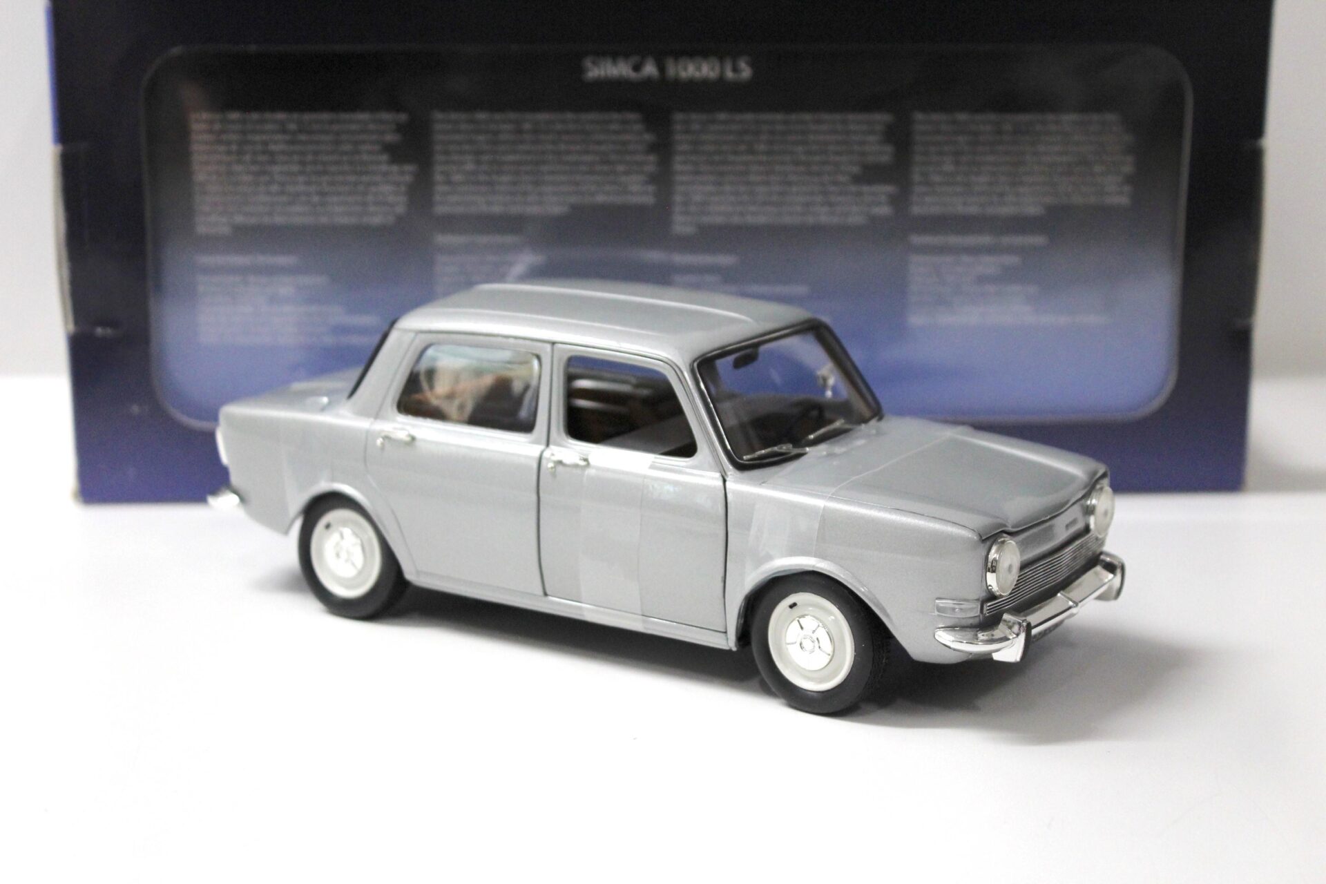1:18 Norev Simca 1000 LS 1974 silver-grey metallic