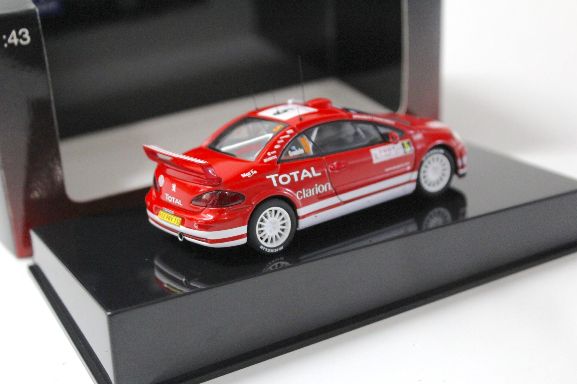 1:43 AUTOart Peugeot 307 WRC 2004 Groholm #5 Rally Monte Carlo