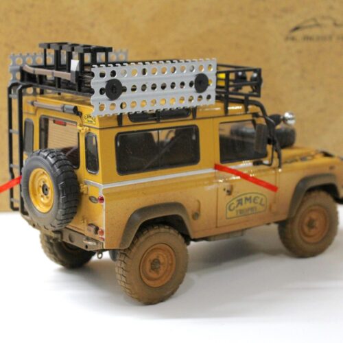 1:18 Almost Real Land Rover 90 "Camel Trophy" Borneo 1985 Dirty Version