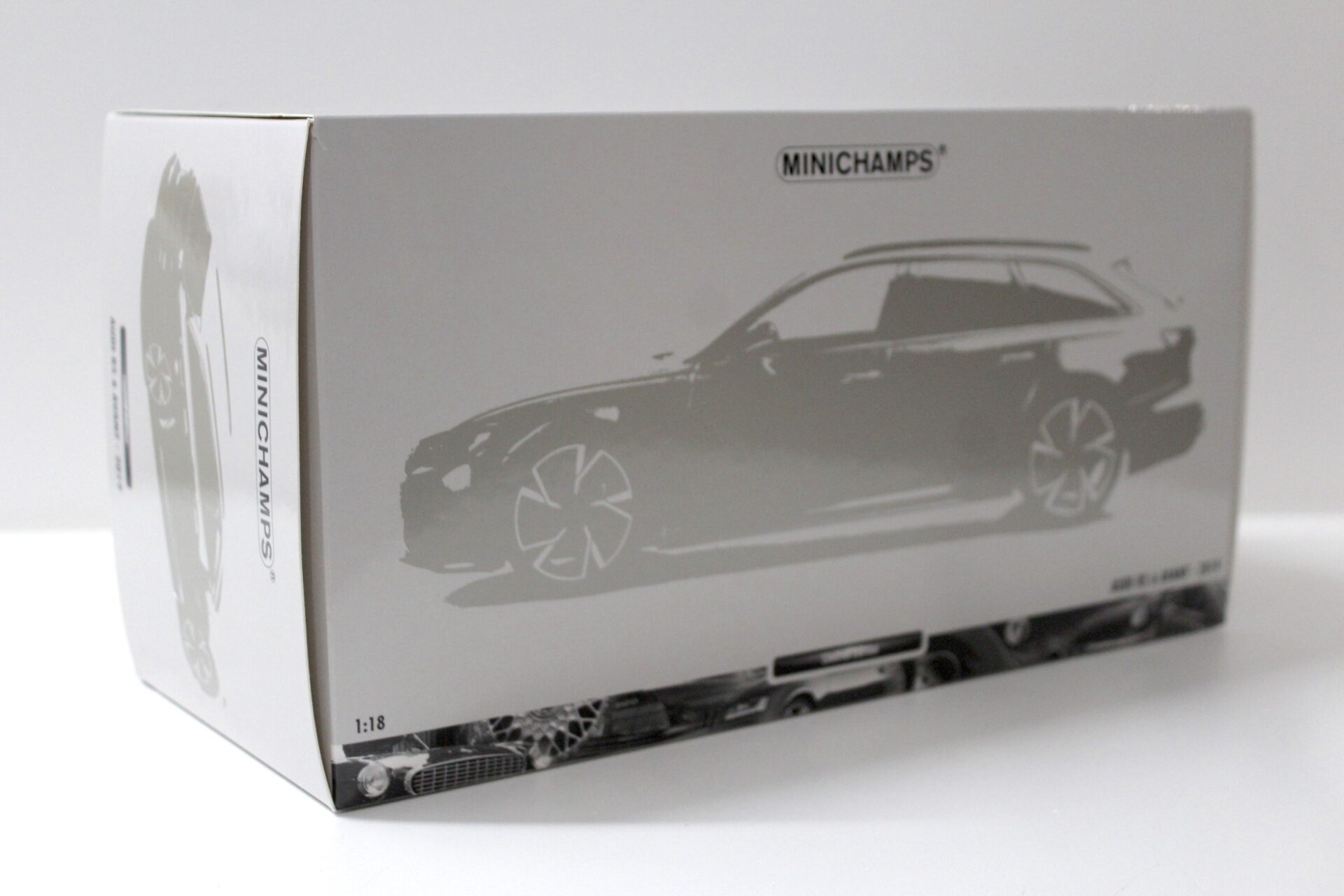1:18 Minichamps Audi RS6 Avant (C8) 2019 red metallic