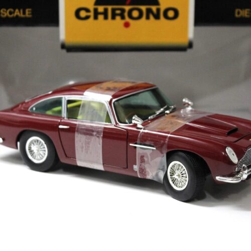 1:18 Chrono Aston Martin DB5 Coupe 1963 Peony red