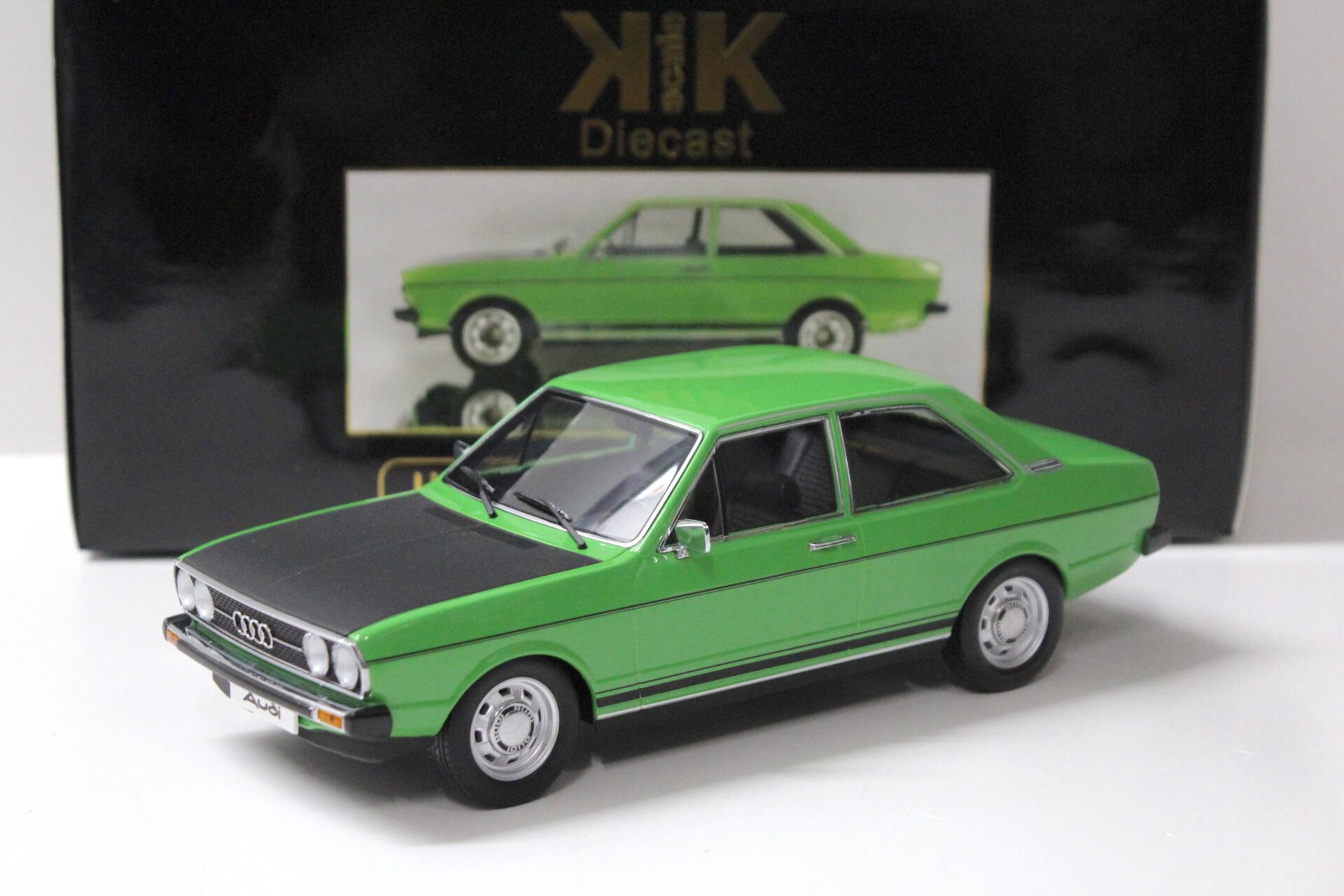 ID 55723 orig.jpg 1:18 KK-Scale Audi 80 GTE green/ black 1972