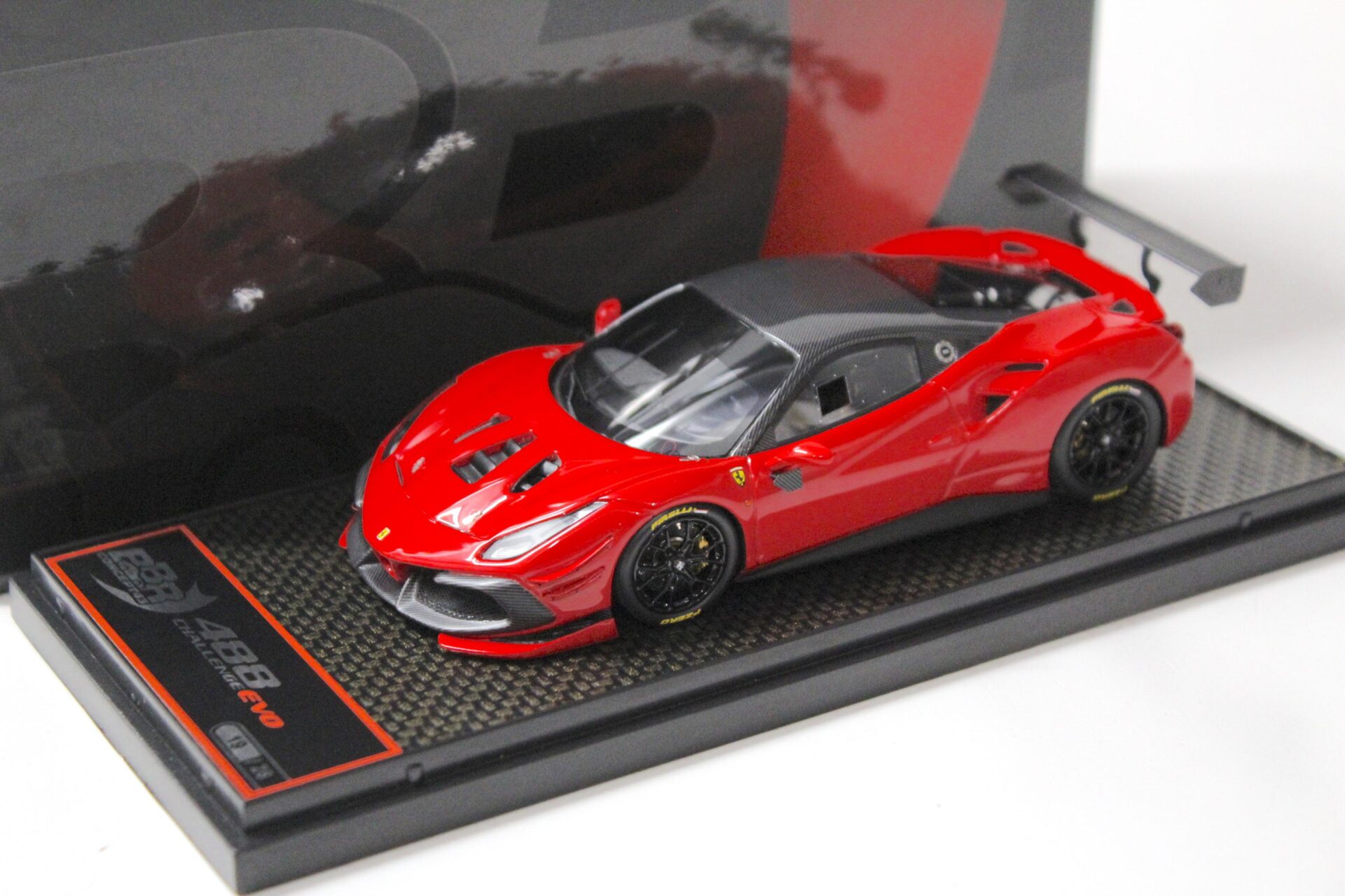 ID 55765 orig.jpg 1:43 BBR Ferrari 488 Challenge EVO 2020 Rosso Corsa 322/ Carbon roof Limited 28 pcs.