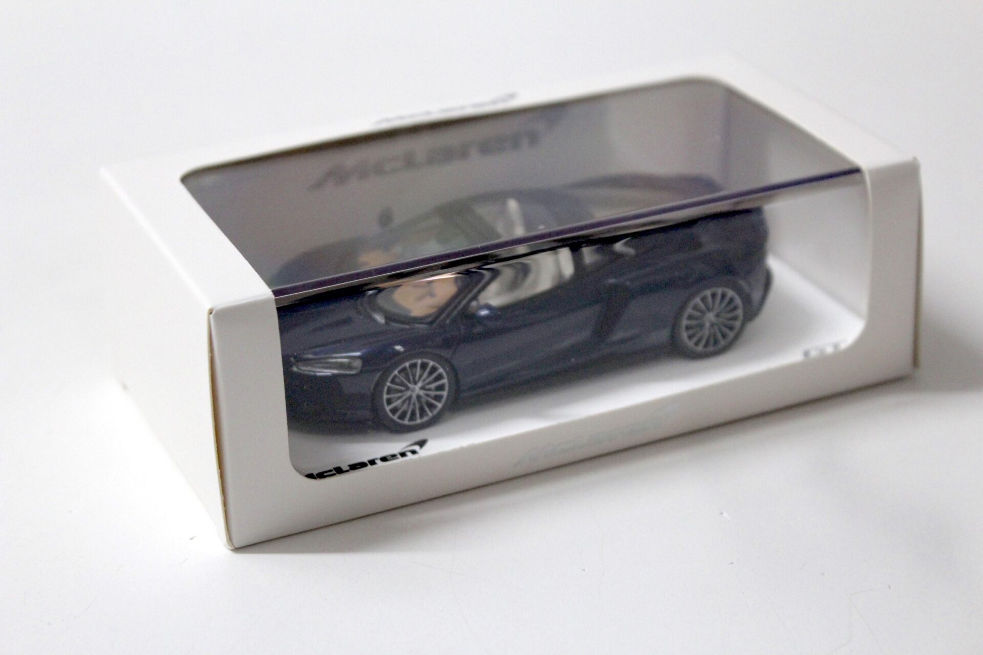 1:43 True Scale TSM McLaren GT 2019 namaka blue DEALER VERSION