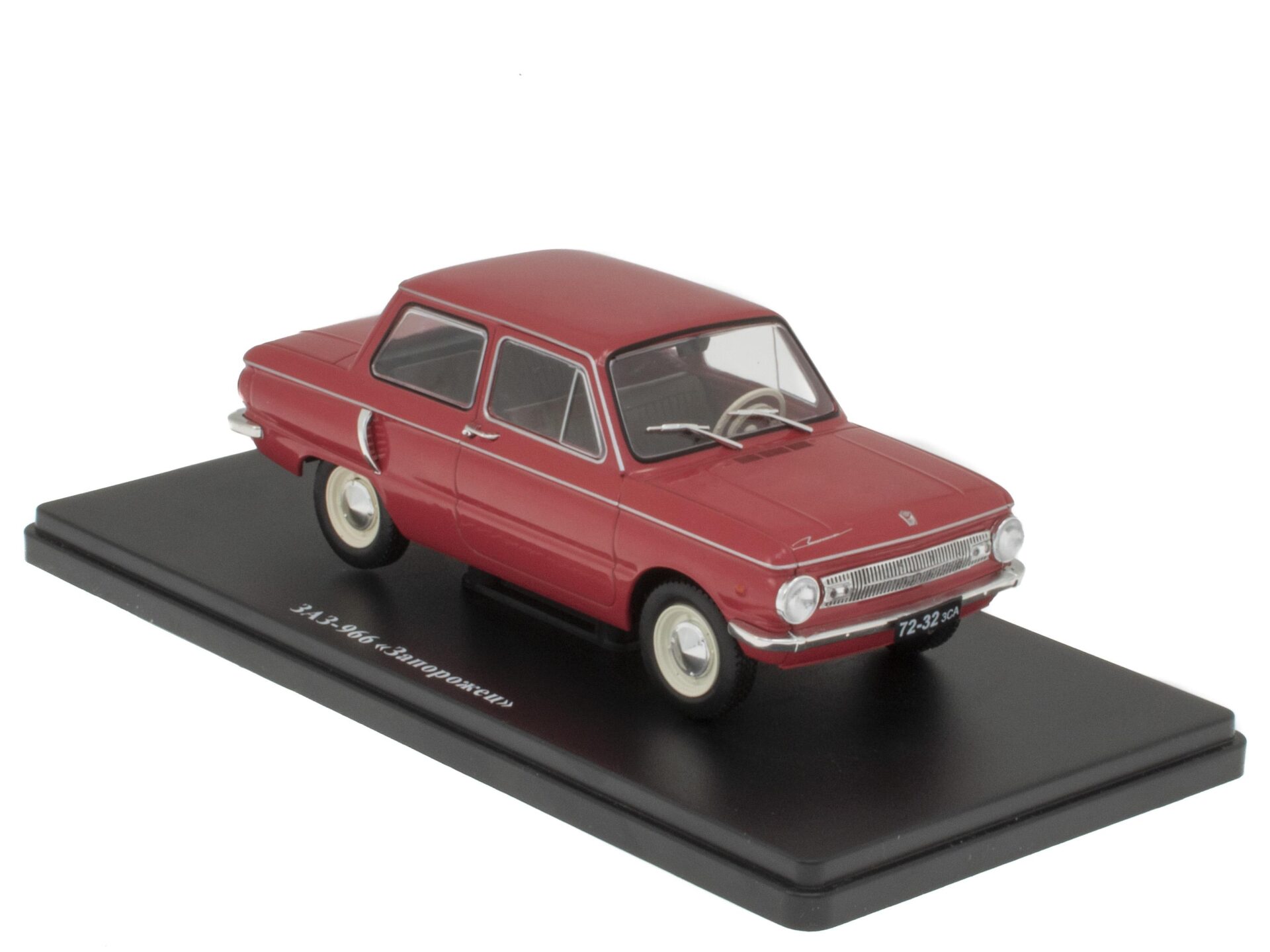 1:24 Hachette East Legendary ZAZ-966 "Zaporozhets" 1967 red