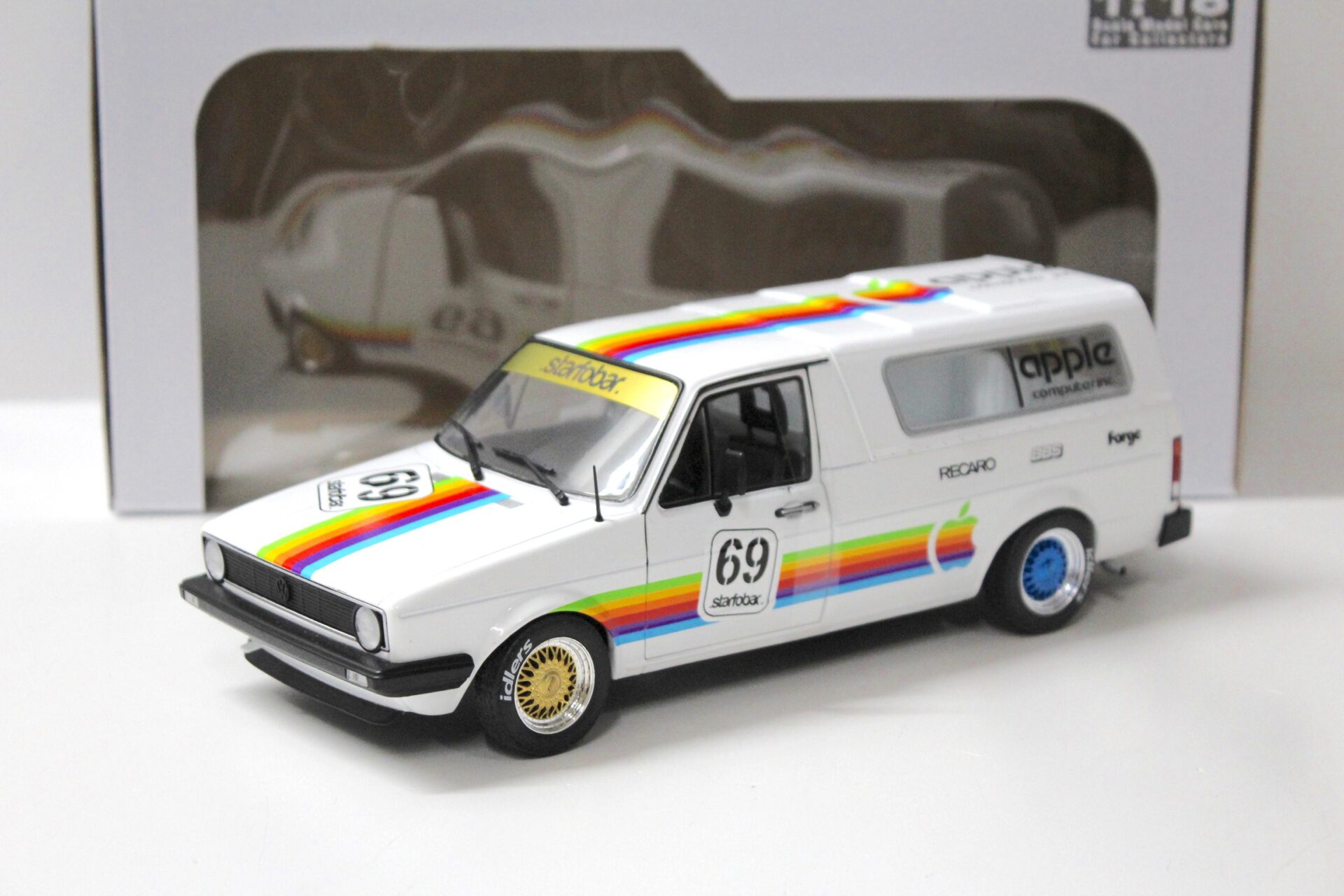 1:18 Solido VW Caddy MK1 Tribute Apple Computer Custom 1982 white