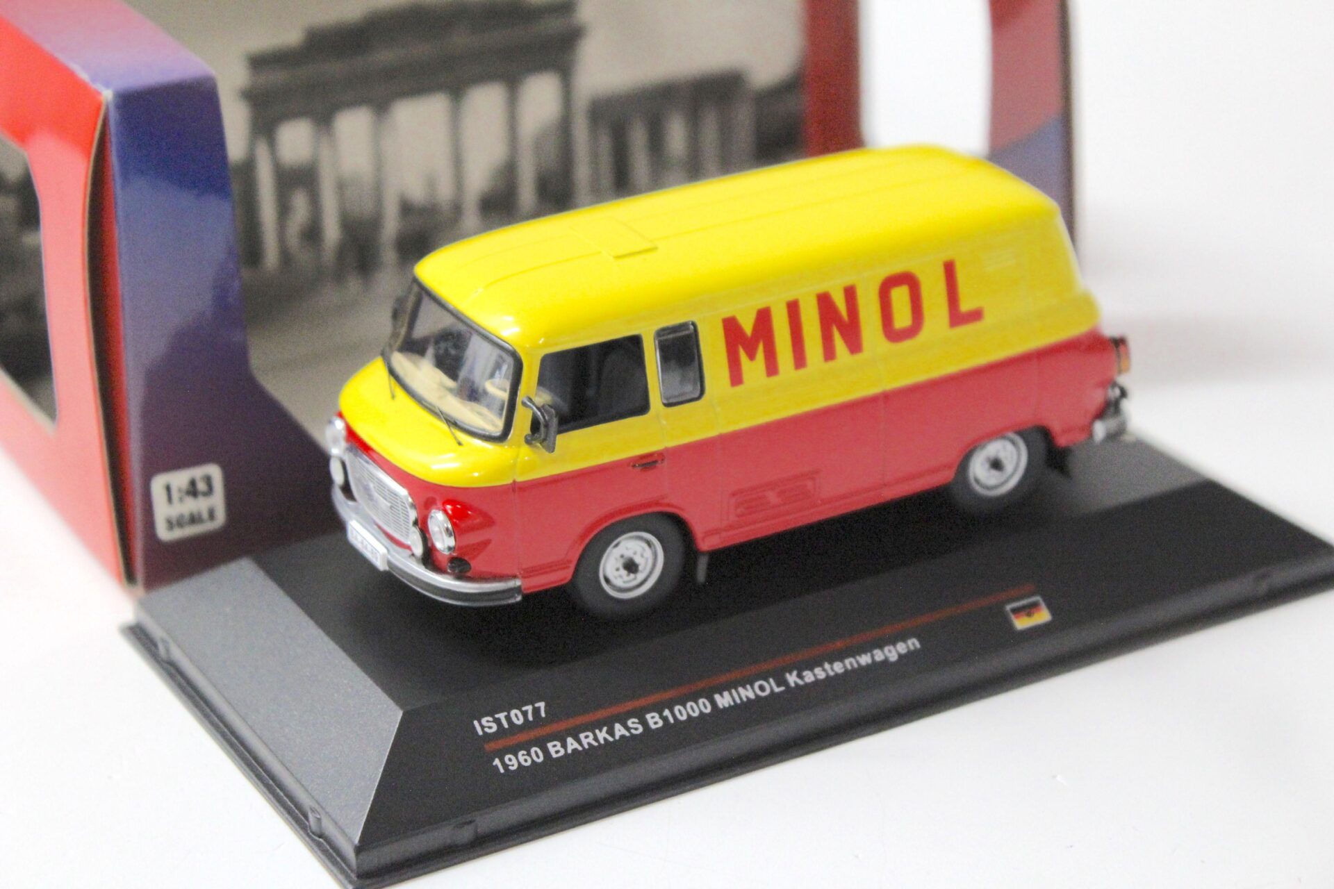 ID 56465 orig.jpg 1:43 IST Models Barkas B1000 Kastenwagen MINOL 1960 red/ yellow