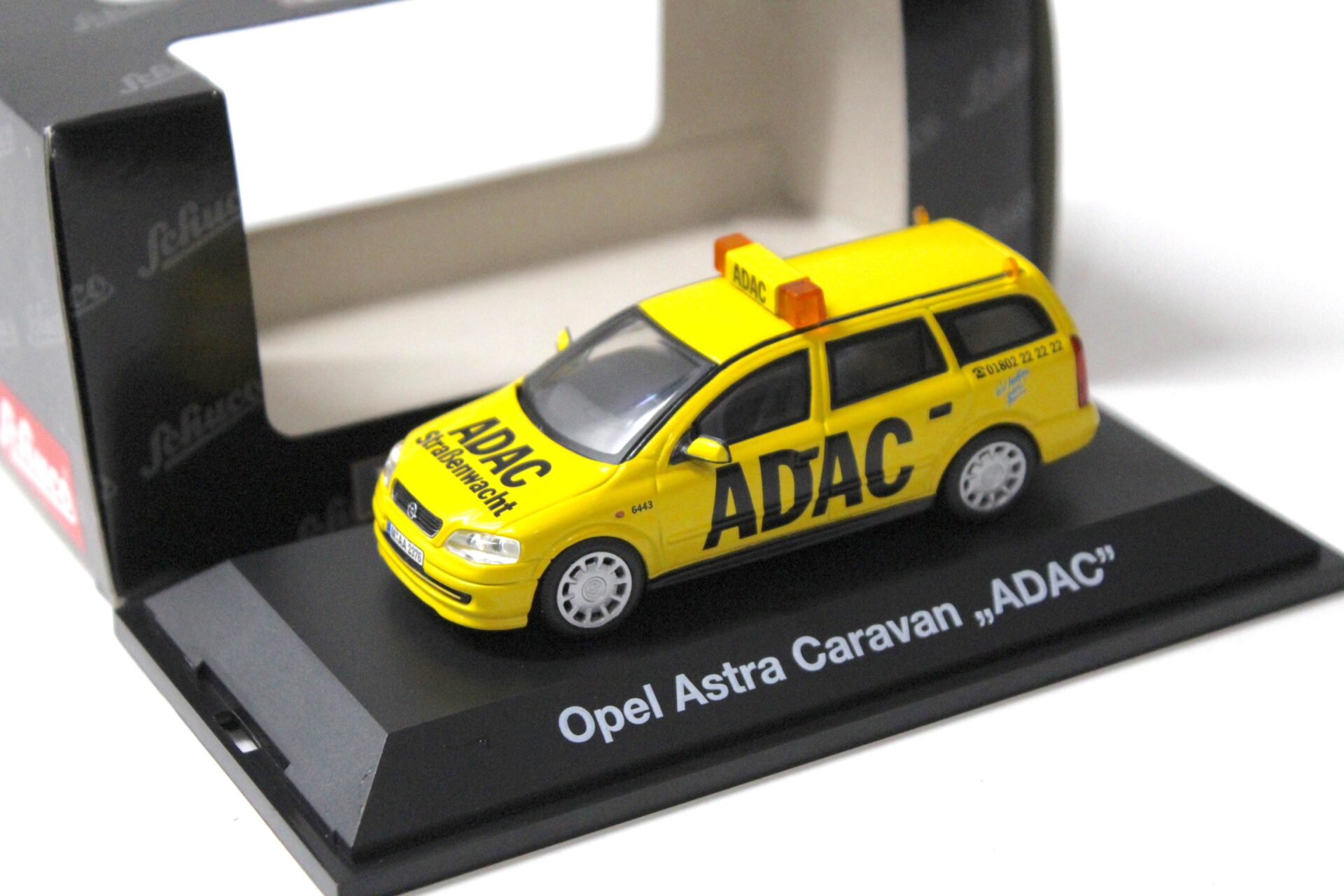 ID 56978 orig.jpg 1:43 Schuco Opel Astra Caravan "ADAC" yellow/ black