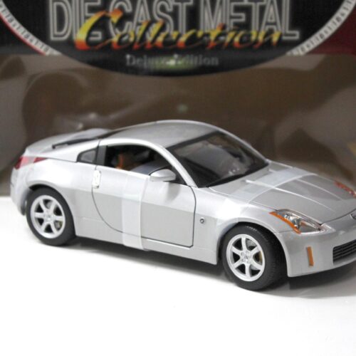 1:18 Road Signature Nissan 350Z Coupe silver 2003