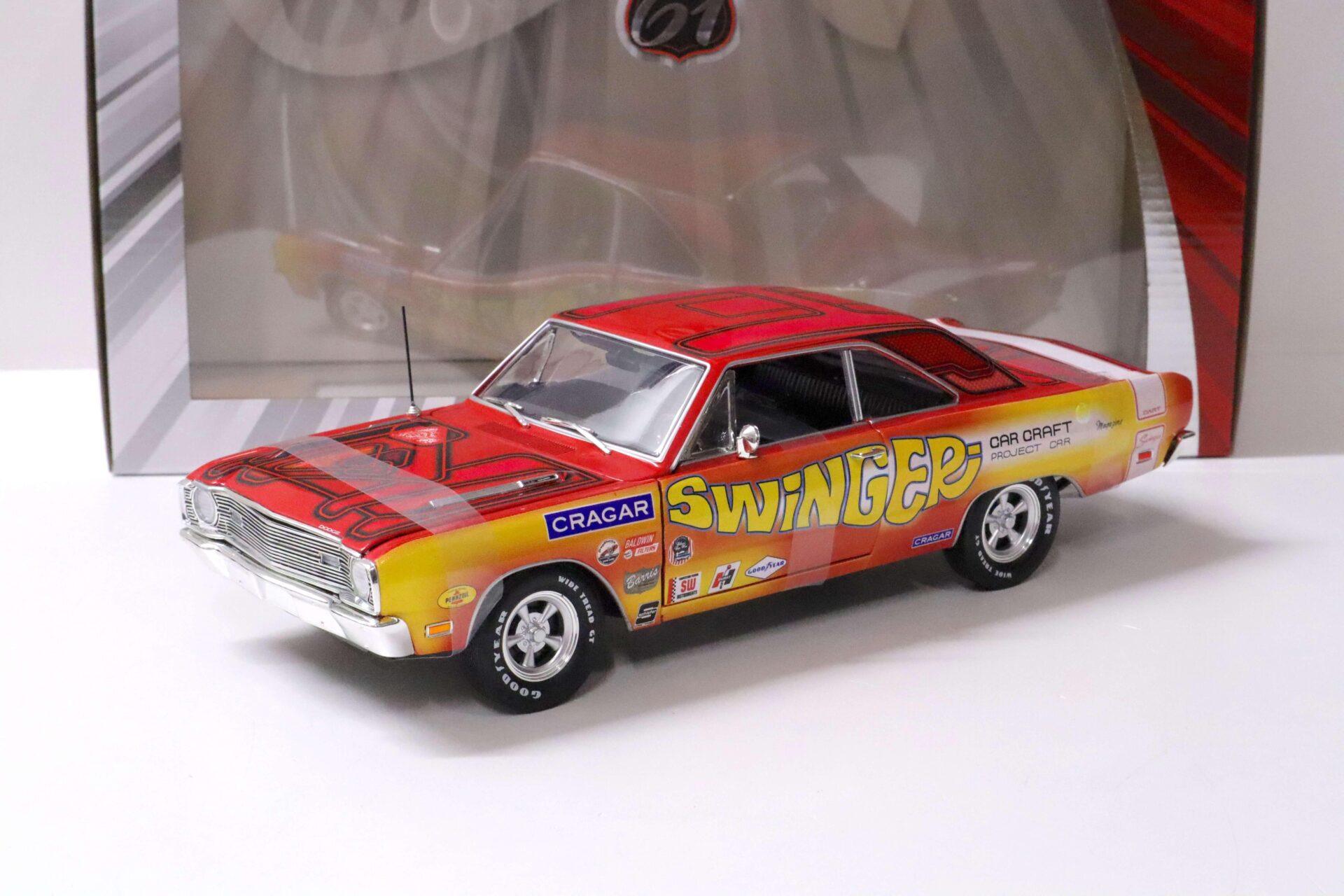 ID 57616 orig.jpg 1:18 Highway61 Dodge Dart 340 Swinger Car Craft Project Car yellow/ pink 1969