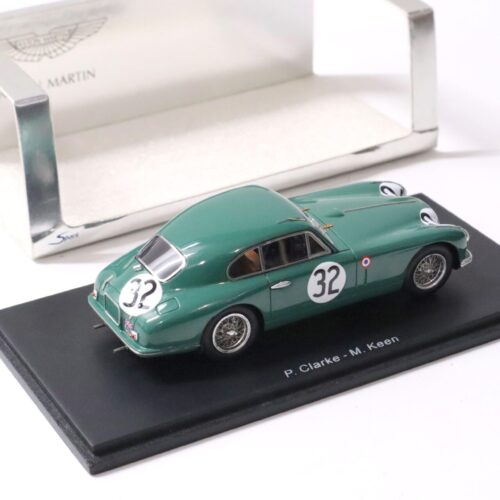 1:43 Spark Aston Martin DB2 #32 - 7th LM Le Mans 1952 green
