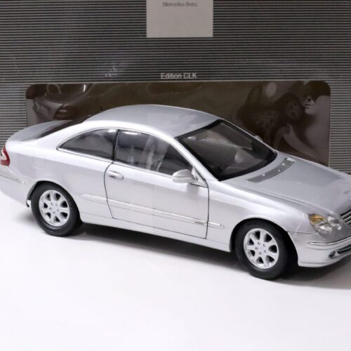 1:18 Kyosho Mercedes CLK Coupe silver DEALER VERSION