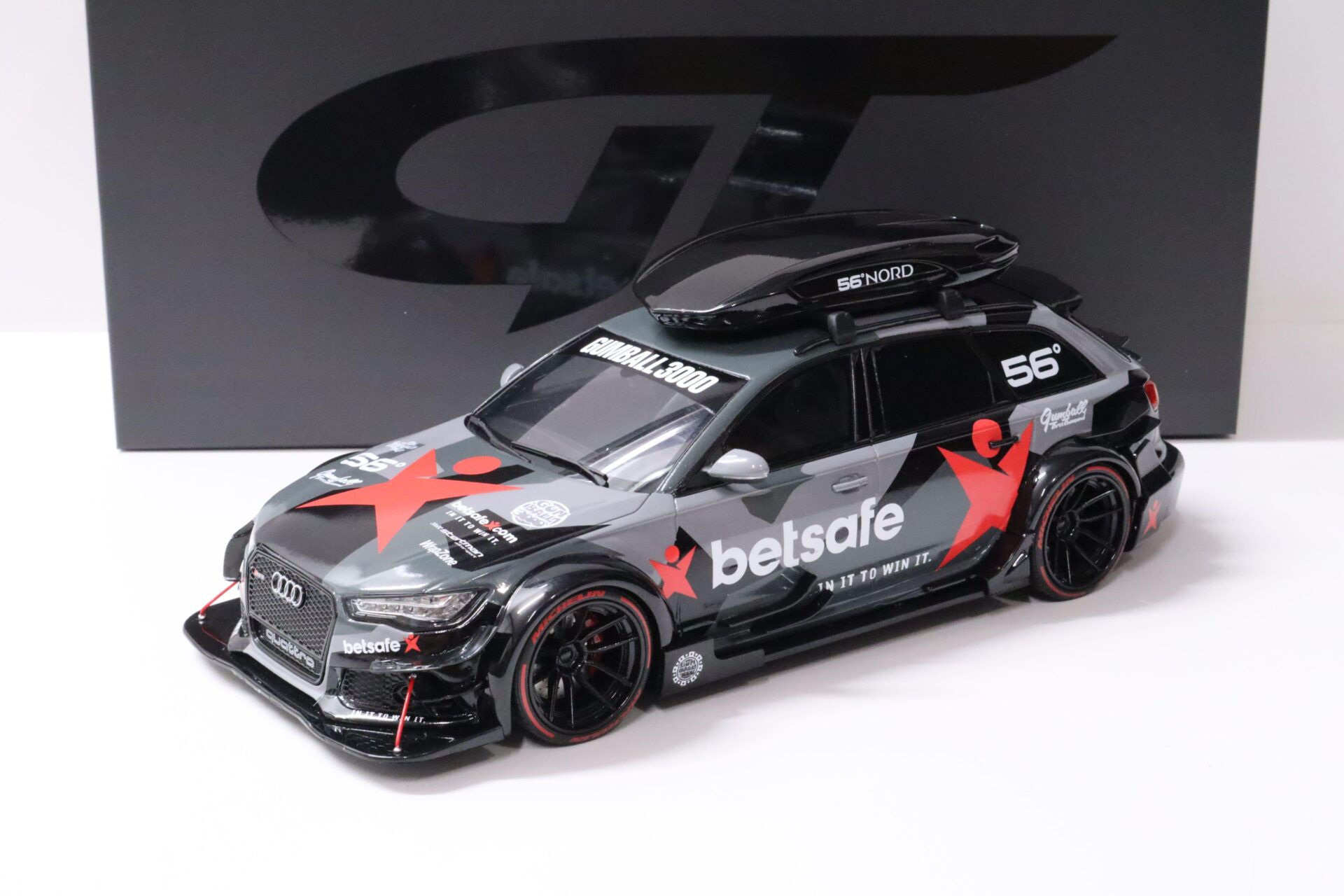 ID 58028 orig.jpg 1:18 GT Spirit GT321 Audi RS6 (C7) Avant DTM 2015 BETSAFE with roof box