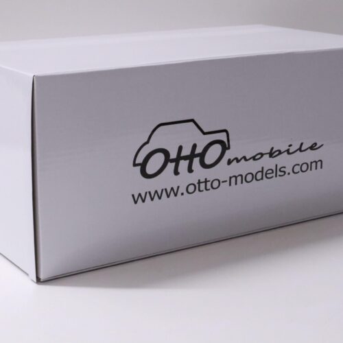 1:18 OTTO mobile OT747 BMW M5 E39 Limousine Titanium silver 2002