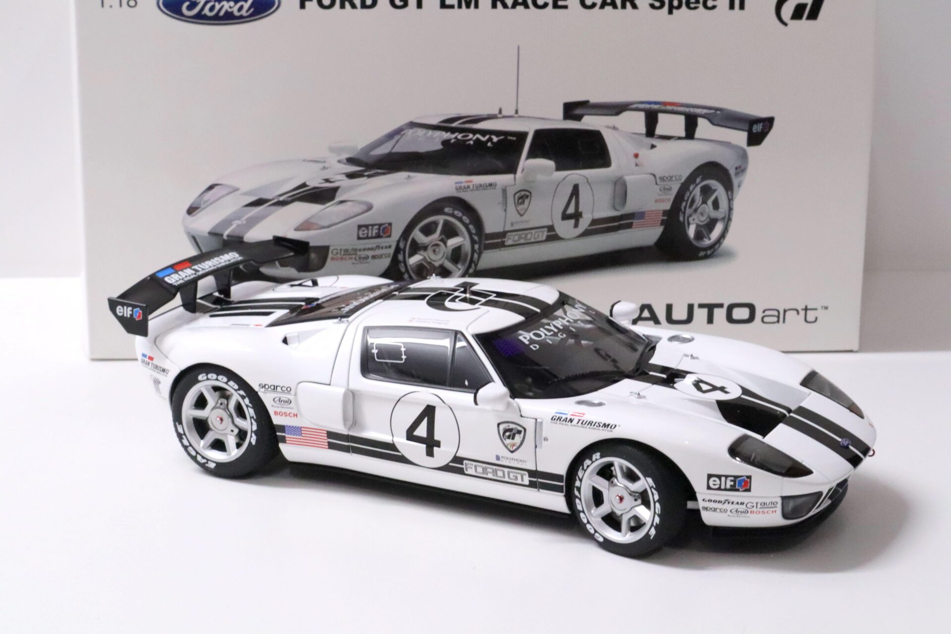 1:18 AUTOart Ford GT LM Race Car SPEC. II white #4 Gran Turismo