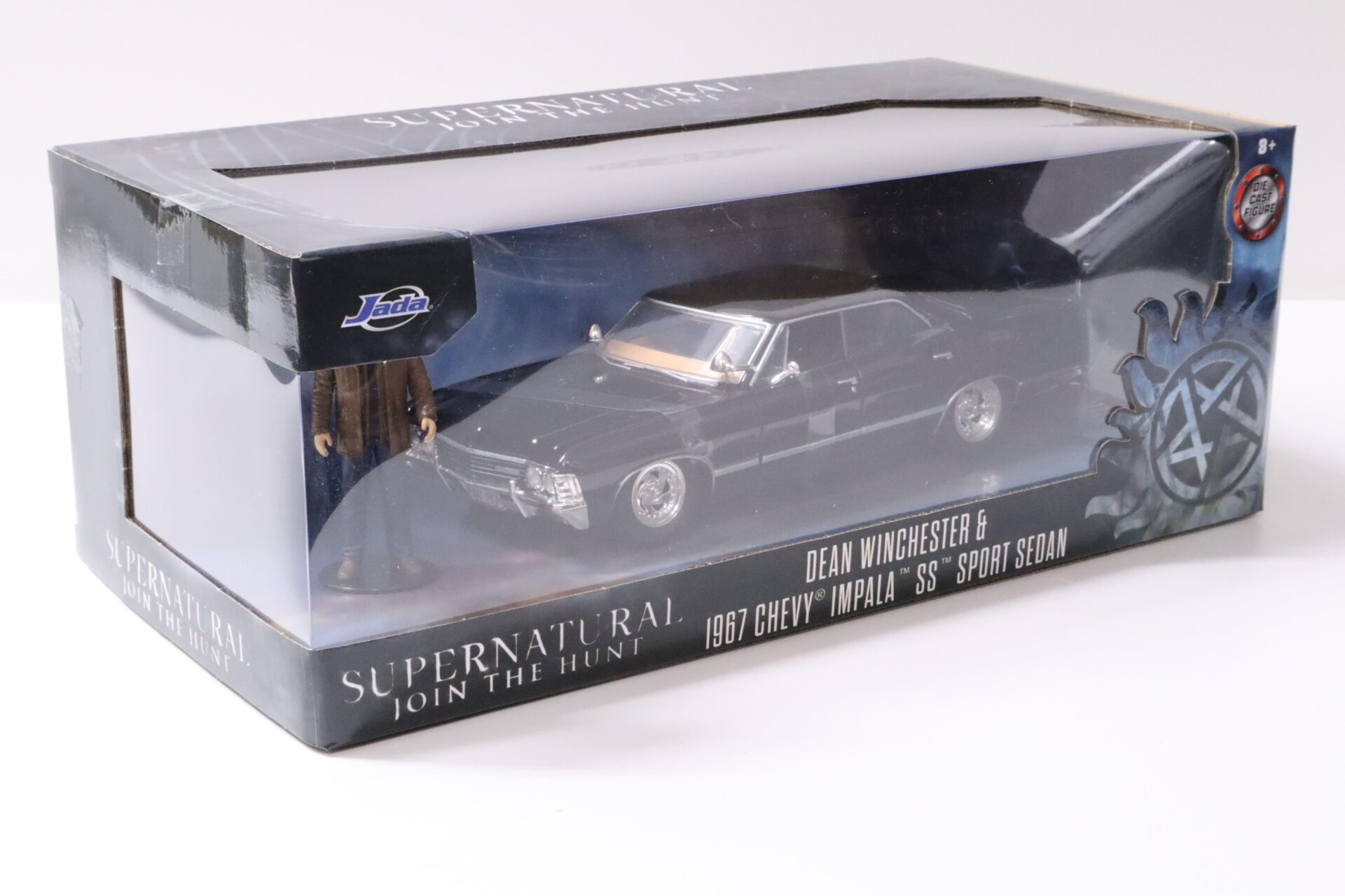 1:24 Jada Toys 1967 Chevy Impala SS Sport Sedan SUPERNATURAL with Figure black