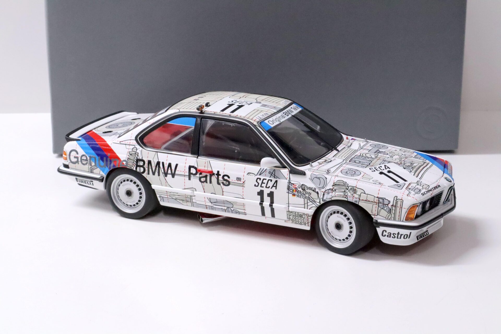 1:18 AUTOart BMW 635 CSI 24h SPA 1986 Sieger Quester/Heger #11 DEALER VERSION