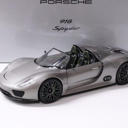 1:18 Minichamps Porsche 918 Spyder Prototype Liquid Metal DEALER VERSION