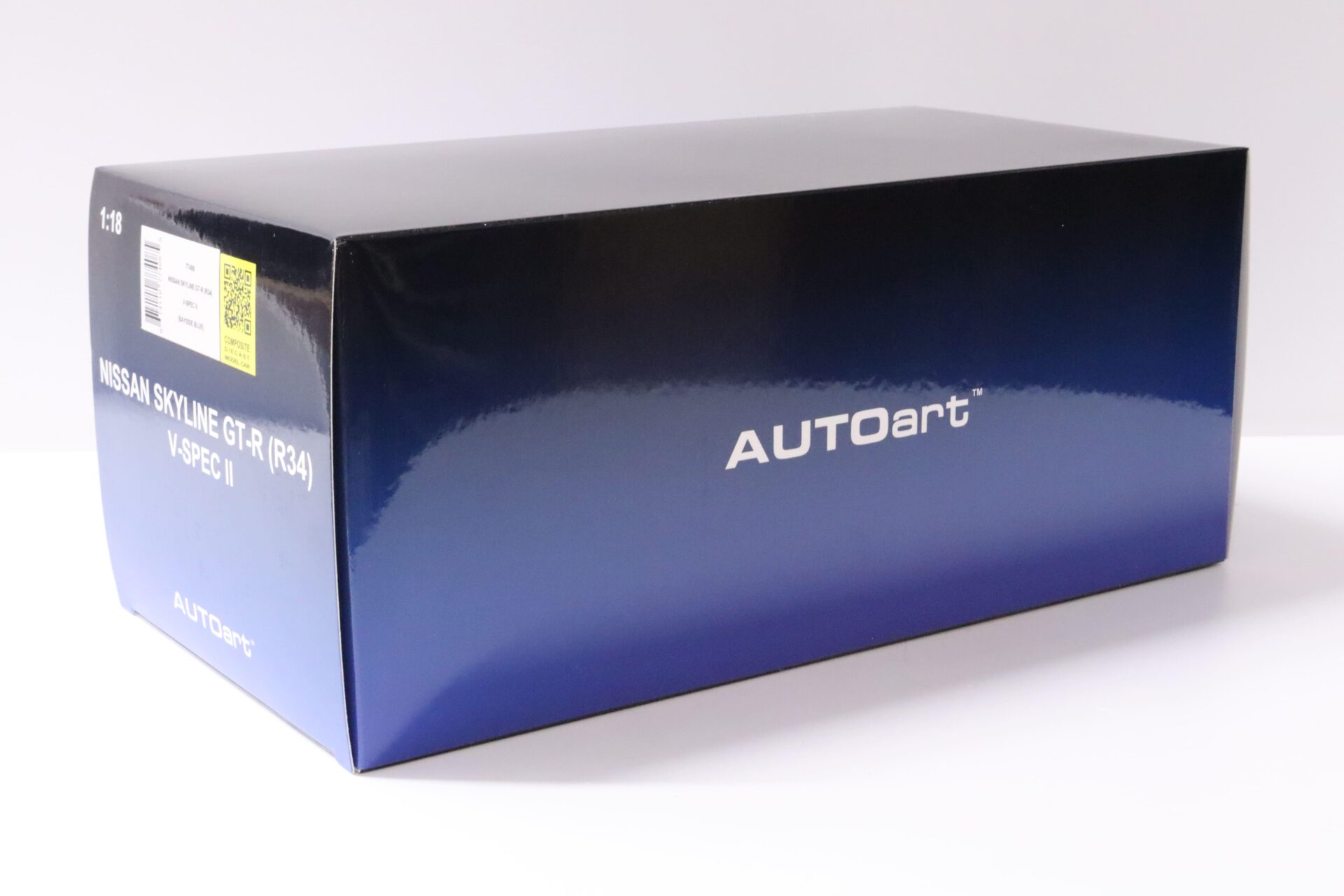 1:18 AUTOart Nissan Skyline GT-R (R34) V-SPEC II Bayside blue 2001