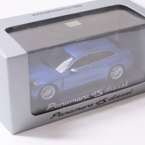 1:43 Minichamps Porsche Panamera 4S Diesel Sport Turismo 2017 blue DEALER VERSION