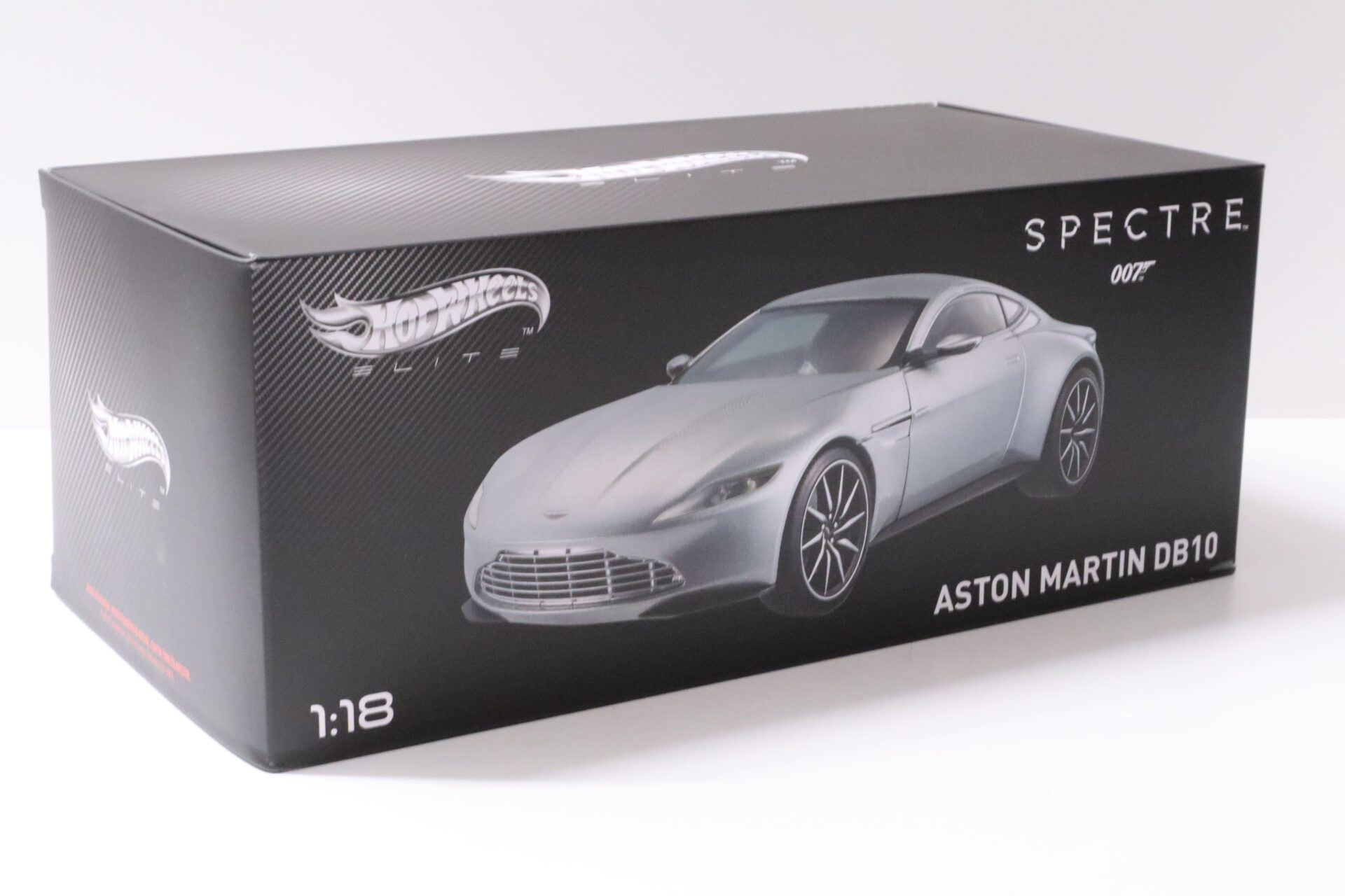 1:18 Hot Wheels Elite Aston Martin DB10 Coupe James Bond 007