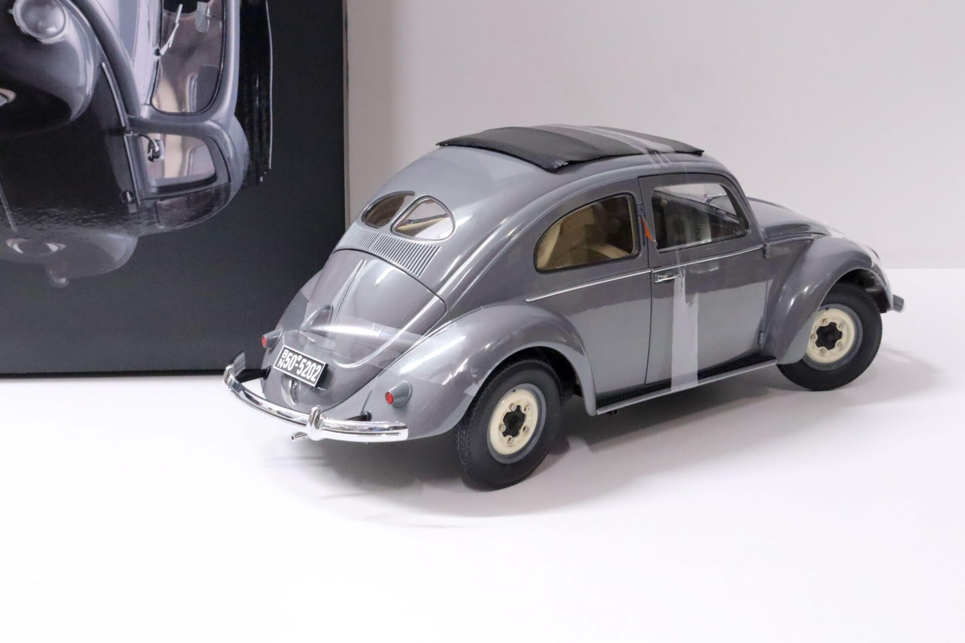 1:12 Sun Star 1950 Volkswagen VW Käfer Beetle Saloon grey