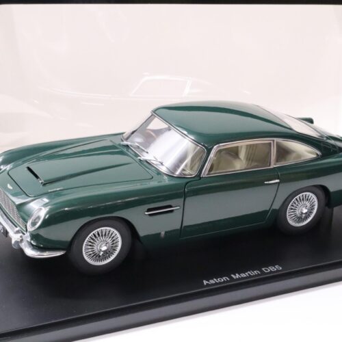 1:18 AUTOart Aston Martin DB5 Coupe dark green