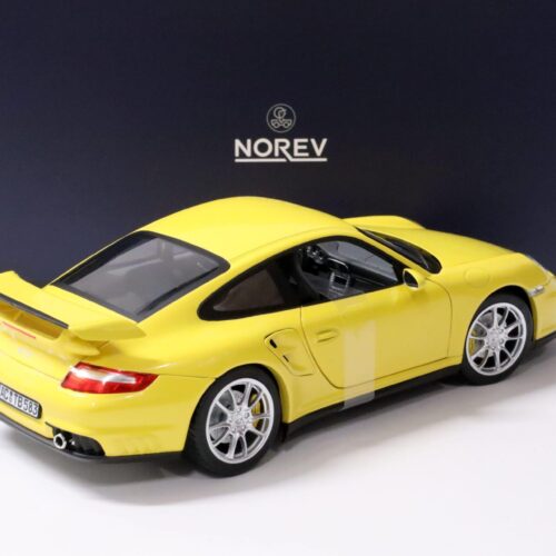 1:18 Norev Porsche 911 (997) GT2 Coupe yellow 2010 - Limited 200 pcs.