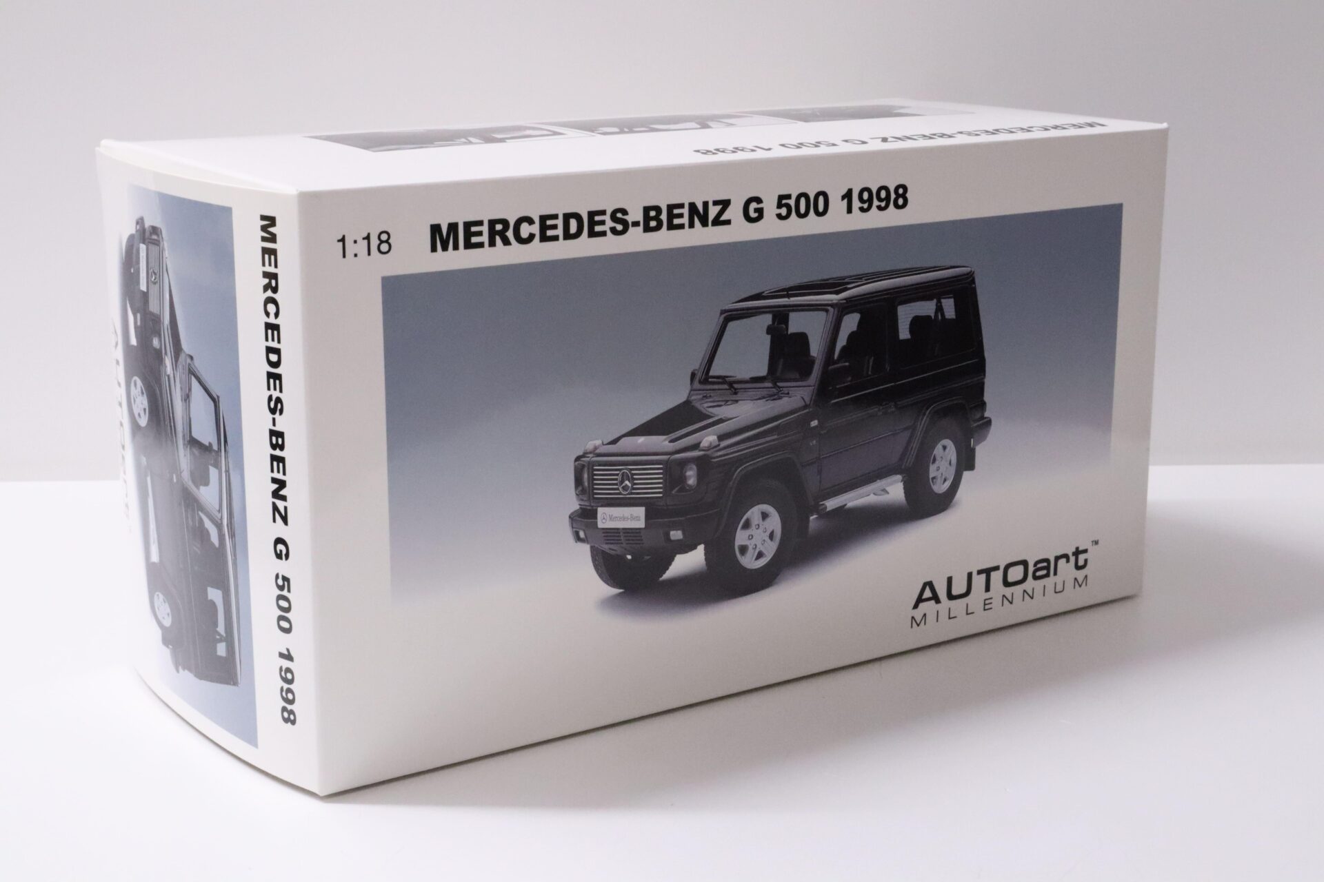 1:18 AUTOart Mercedes G-Klasse G500 SWB 1998 black