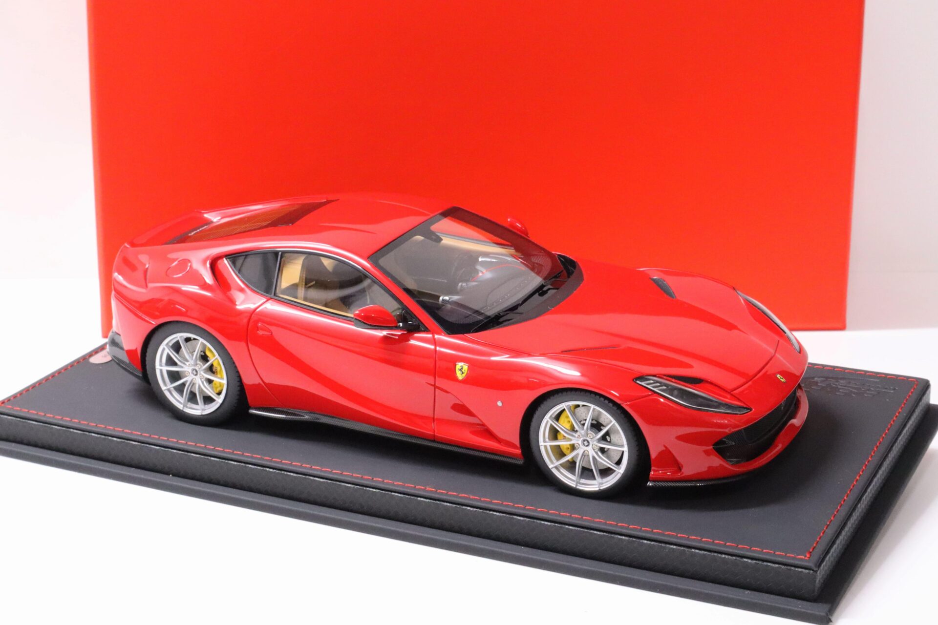 1:18 BBR Ferrari 812 Superfast 2017 Rosso Corsa red 322 - Limited 36 pcs.