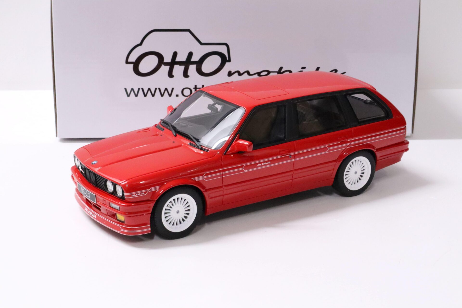 1:18 OTTO mobile OT366 BMW Alpina B3 (E30) Touring 2.7 Brilliant red 1990