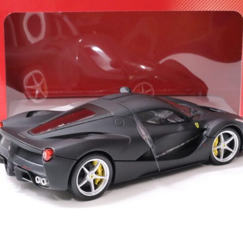 1:18 Hot Wheels Ferrari LaFerrari 2013 matt black BLY53