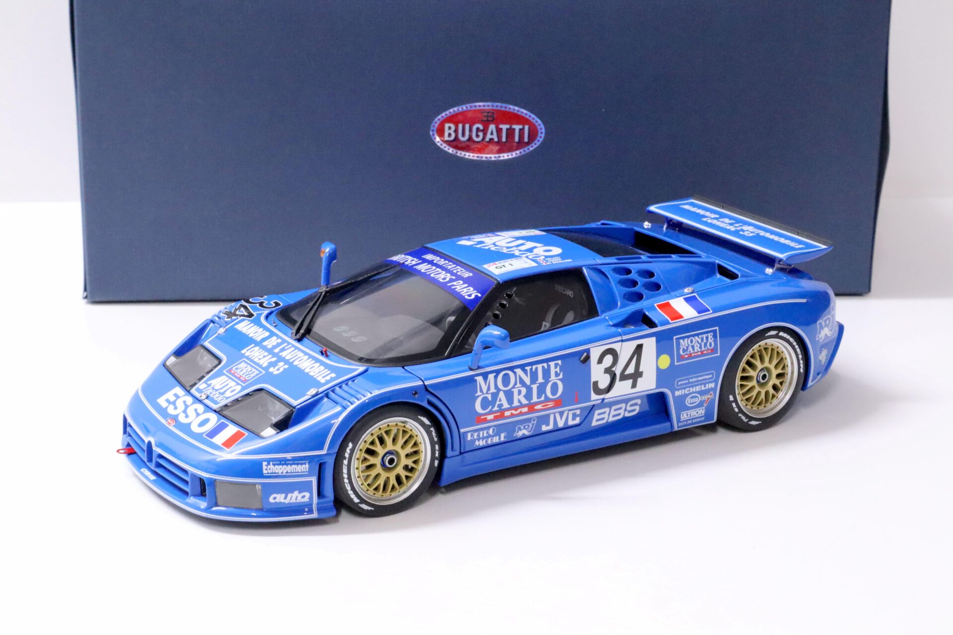 ID 60888 orig.jpg 1:18 AUTOart Bugatti EB110 LM Le Mans 1994 blue #34 ESSO TMC