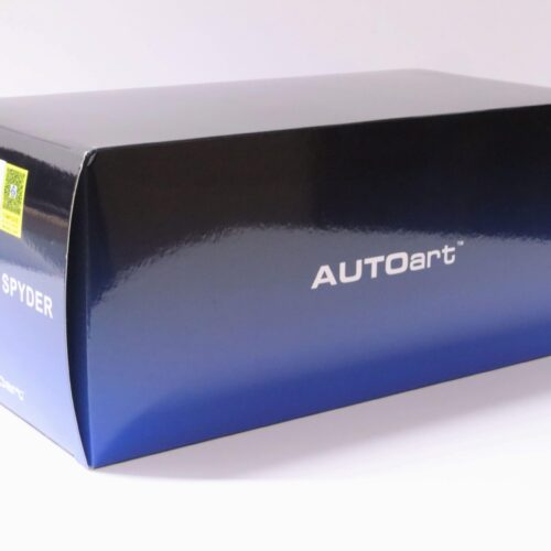 1:18 AUTOart Porsche 918 Spyder Basalt black metallic 2013 - Image 4