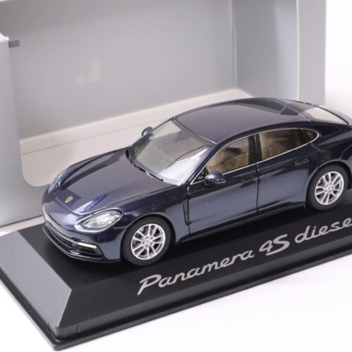 1:43 Herpa Porsche Panamera 4S Diesel (G2) night blue 2016 DEALER VERSION