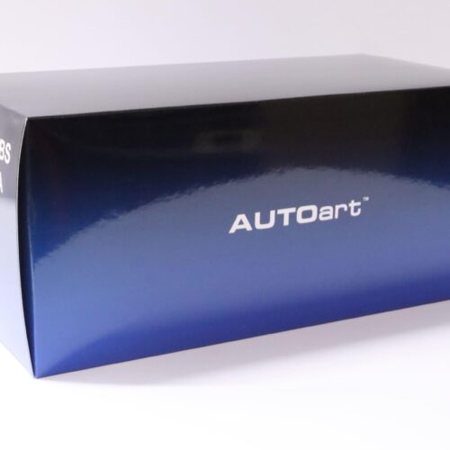 1:18 AUTOart Aston Martin DBS Superleggera 2019 jet black