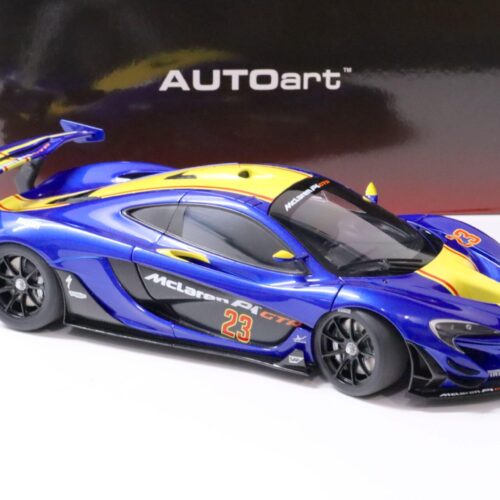 1:18 AUTOart McLaren P1 GTR metallic blue/ yellow stripes 81542