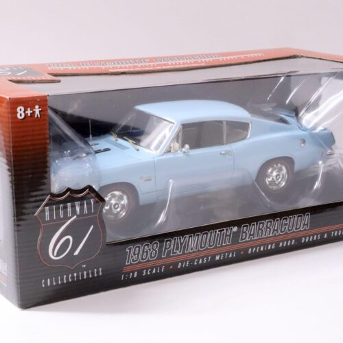 1:18 Highway61 Plymouth Barracuda Coupe 1968 light blue - Image 4