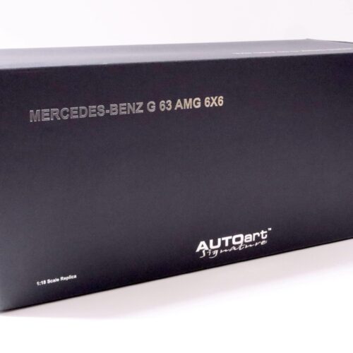 1:18 AUTOart Mercedes G63 AMG 6x6 matt black 76302 - Image 4