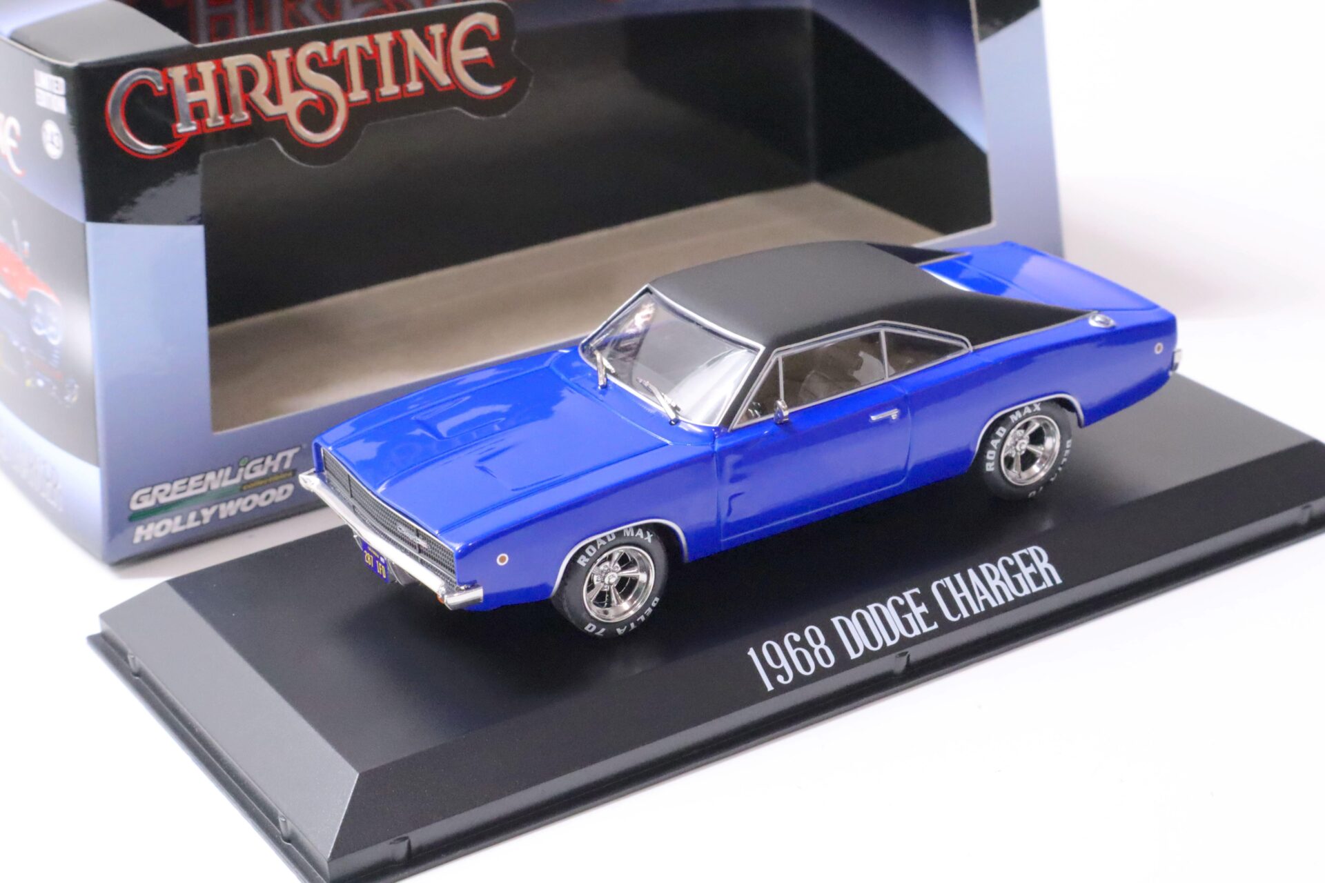 ID 62264 orig.jpg 1:43 Greenlight 1968 Dodge Charger Dennis Guilder´s CHRISTINE blue/ black