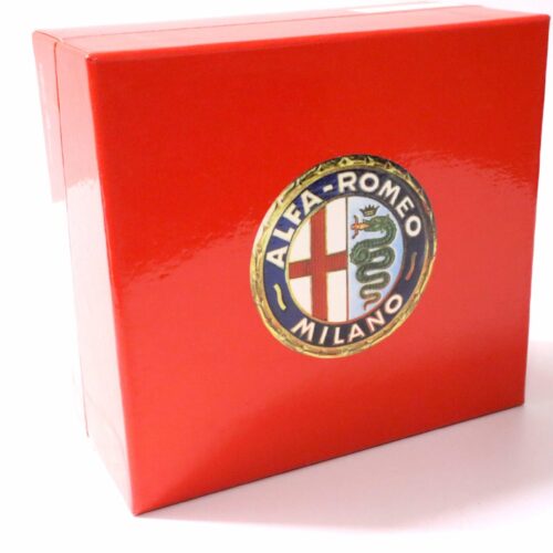 1:43 Minichamps Alfa Romeo Tipo 33 Stradale red 1968 Limited