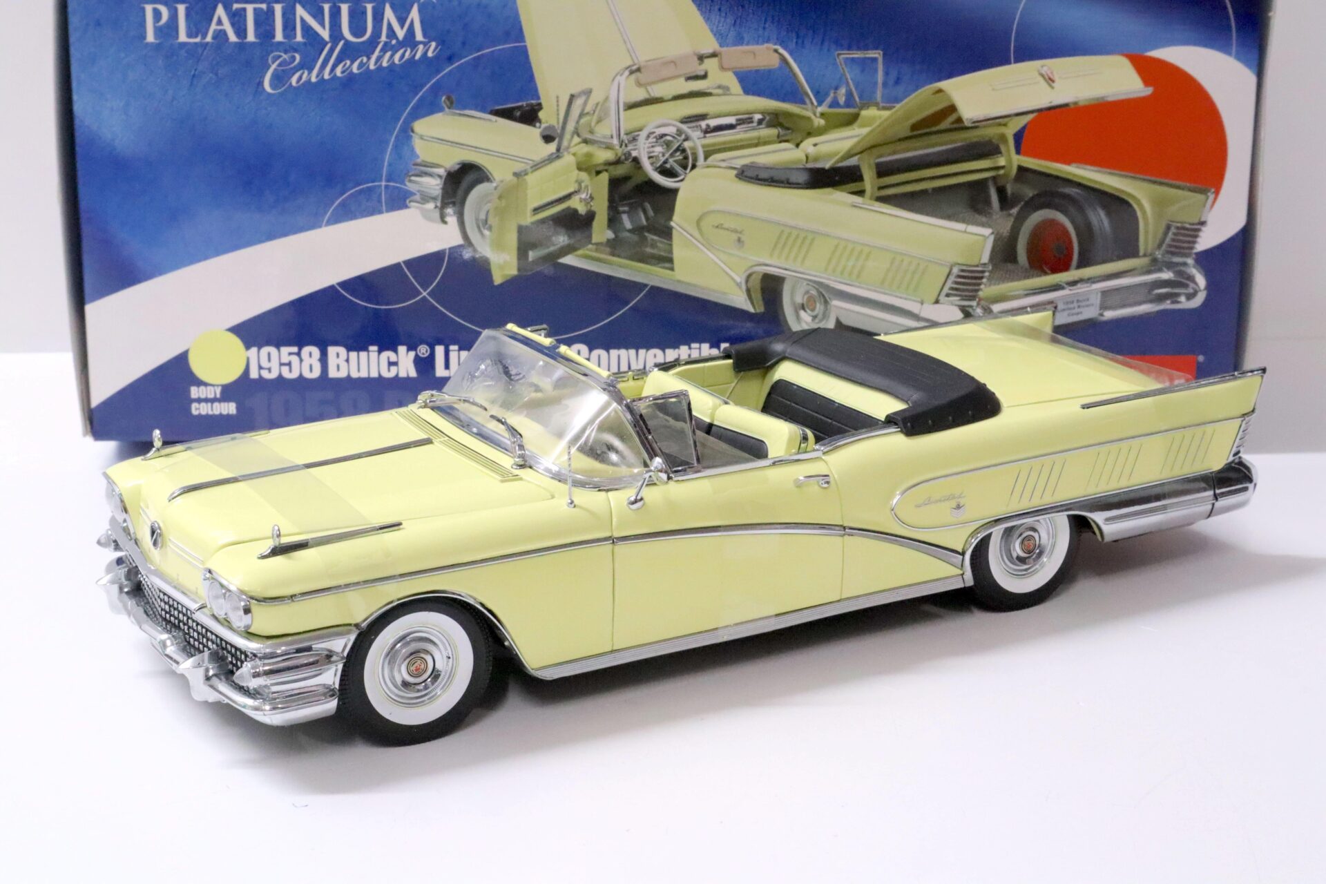 ID 62632 orig 1.jpg 1:18 Sun Star 1958 Buick Limited Convertible Casino Cream yellow