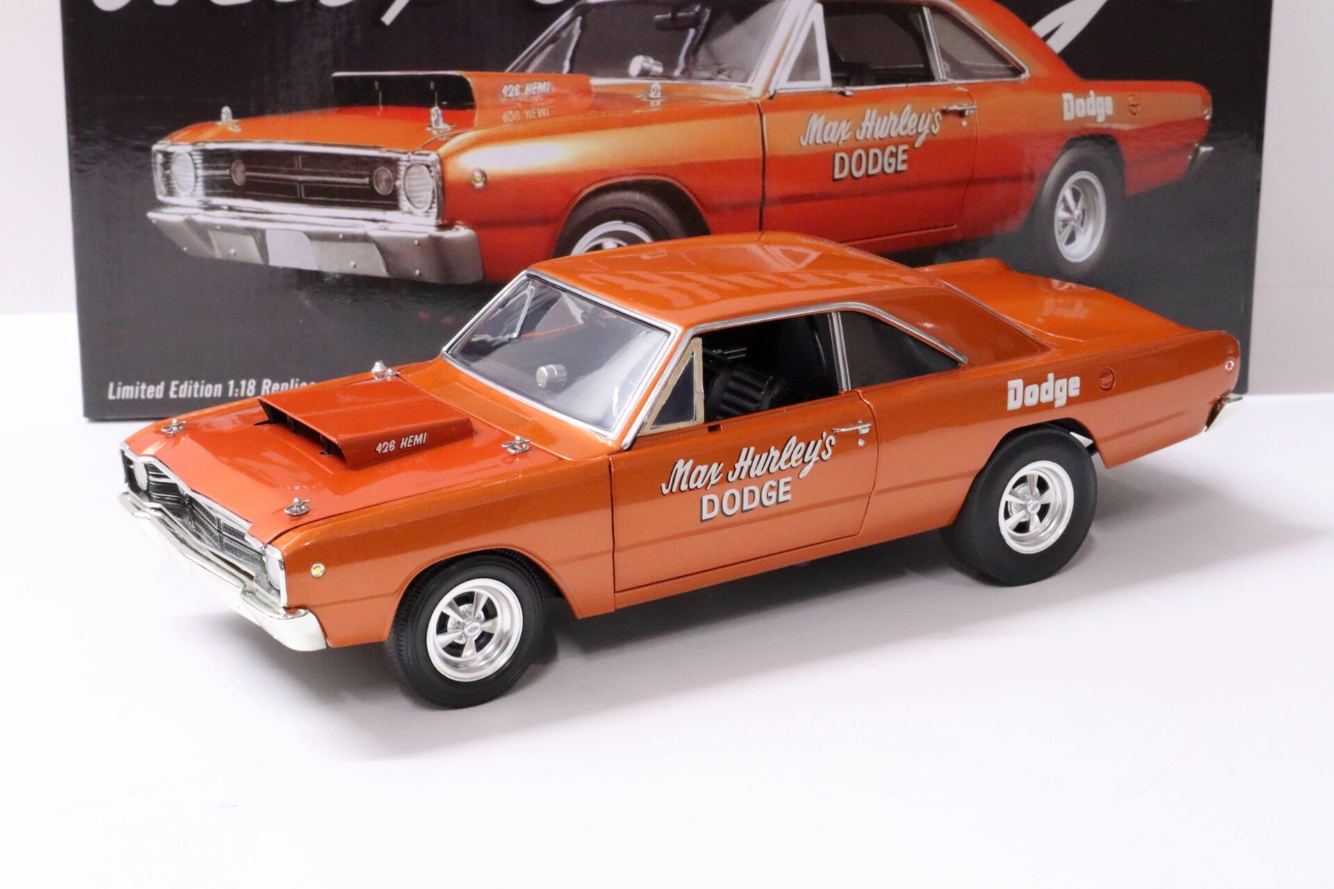 1:18 ACME 1968 Dodge Dart 426 Hemi Max HurleyÂ´s orange Limited Edition