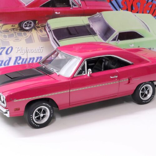 1:18 GMP 1970 Plymouth Road Runner "The Rapid Transit System" purple