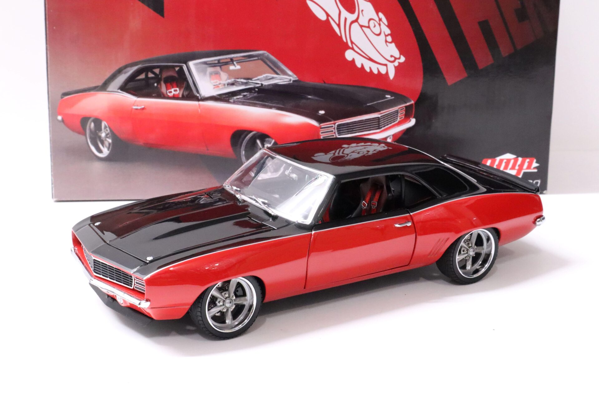 1:18 GMP 1969 Chevrolet Camaro MOTHERS red/ black G1800326