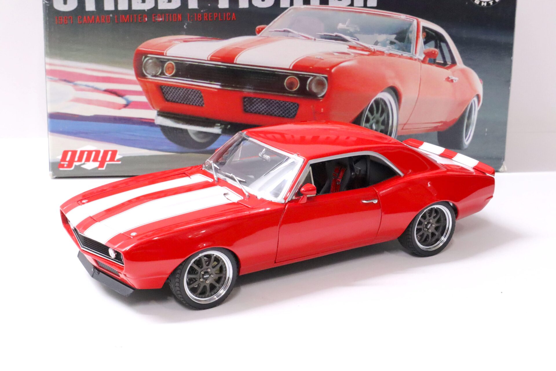 ID 62996 orig.jpg 1:18 GMP 1967 Chevrolet Camaro Street Fighter red/ white stripes