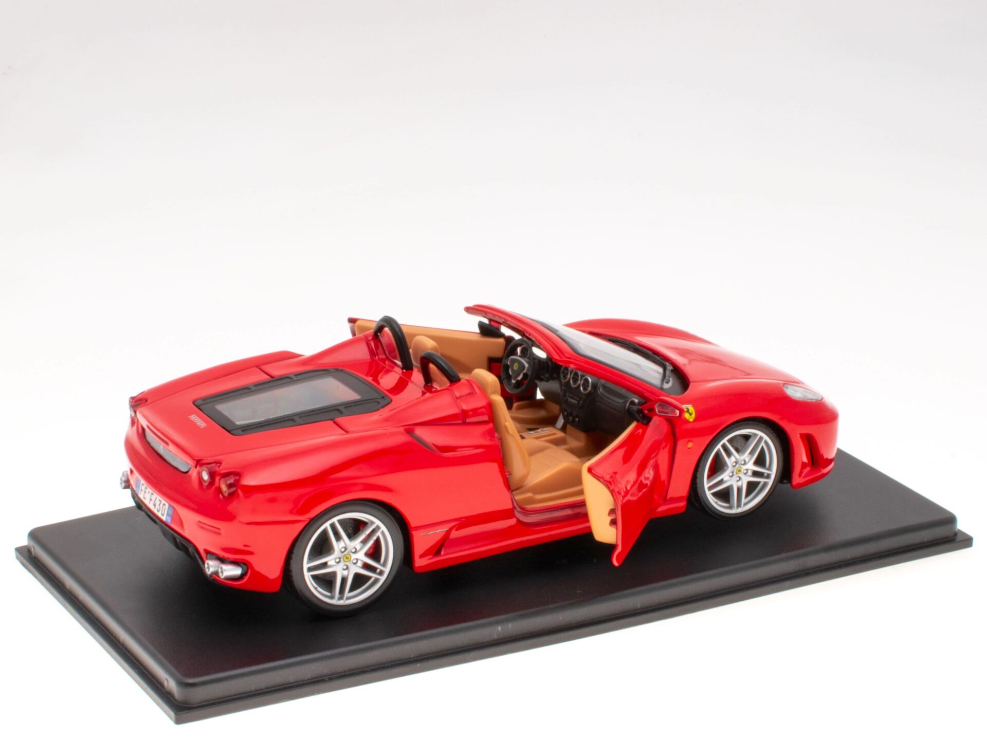 1:24 Hachette Bburago Ferrari Collection Ferrari F430 Spider red 2005 with display
